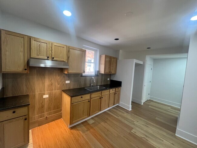 7220 S East End Ave, Unit # 2 in Chicago, IL - Building Photo - Building Photo