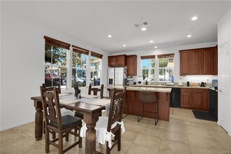 28288 N Via Sonata Dr in Santa Clarita, CA - Building Photo - Building Photo