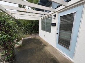 2335 15th Ave in Vero Beach, FL - Building Photo - Building Photo