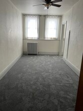 402 S Winebiddle St, Unit 3rd floor in Pittsburgh, PA - Building Photo - Building Photo