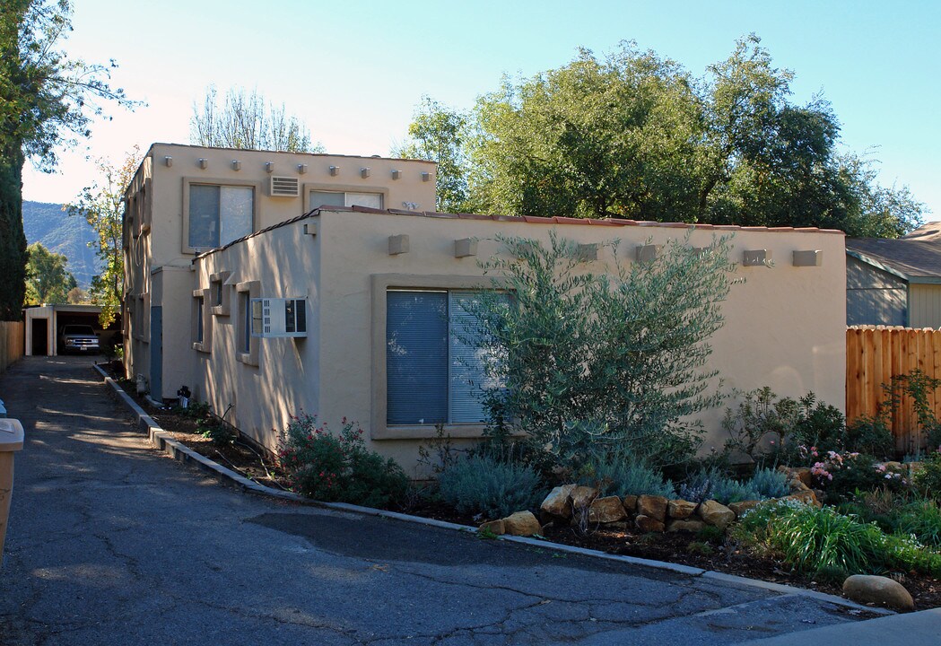 503 E Aliso St in Ojai, CA - Building Photo