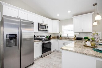 811 Hoffman Blvd in Tampa, FL - Building Photo - Building Photo