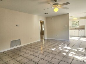 9100 Bay Pnes Rd in Elberta, AL - Building Photo - Building Photo