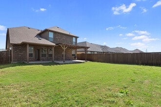 634 Pinehurst Rd in Red Oak, TX - Building Photo - Building Photo