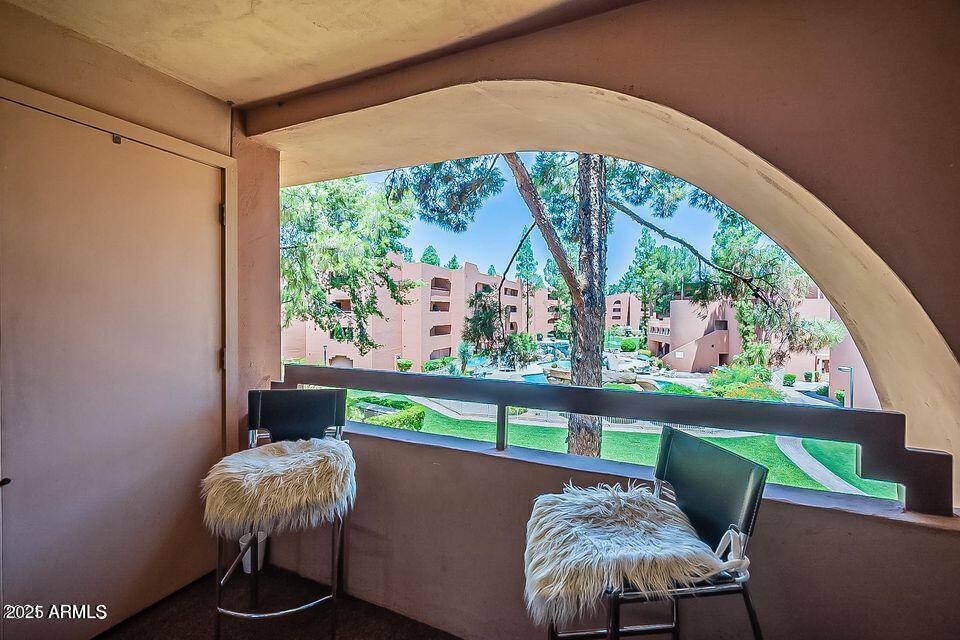 12212 N Paradise Vlg Pkwy S in Phoenix, AZ - Foto de edificio