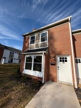 *NEW* Atbridge Townhomes - 644 Kline Avenue, Pottstown, PA - North Coventry Twp // Owen J Roberts... in Pottstown, PA - Foto de edificio - Interior Photo
