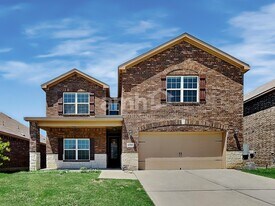 4705 Merchant Trail in Denton, TX - Building Photo
