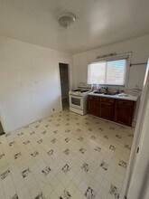 1230 San Benito St in Hollister, CA - Building Photo - Building Photo