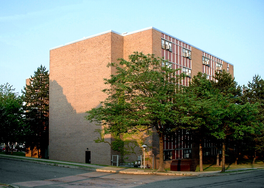 Jackson Heights Apartments in Scranton, PA - Building Photo