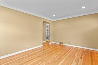 3403 Woodland Ave in Royal Oak, MI - Building Photo - Building Photo