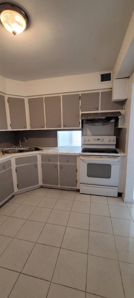 1450 NE 191st St in Miami, FL - Building Photo - Building Photo