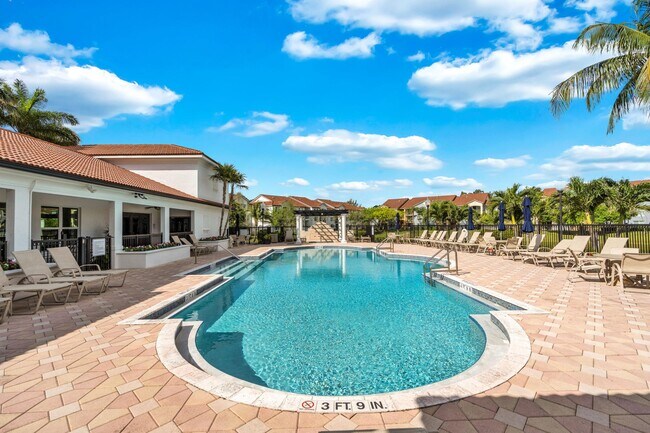 property at 214 Villa Cir
