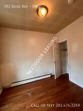 392 Rose Ave in Jersey City, NJ - Building Photo - Building Photo
