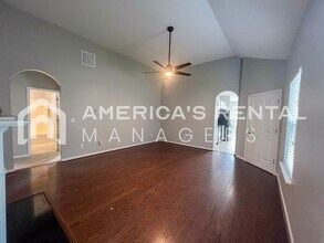 4708 Rosser Loop Dr in Bessemer, AL - Building Photo - Building Photo