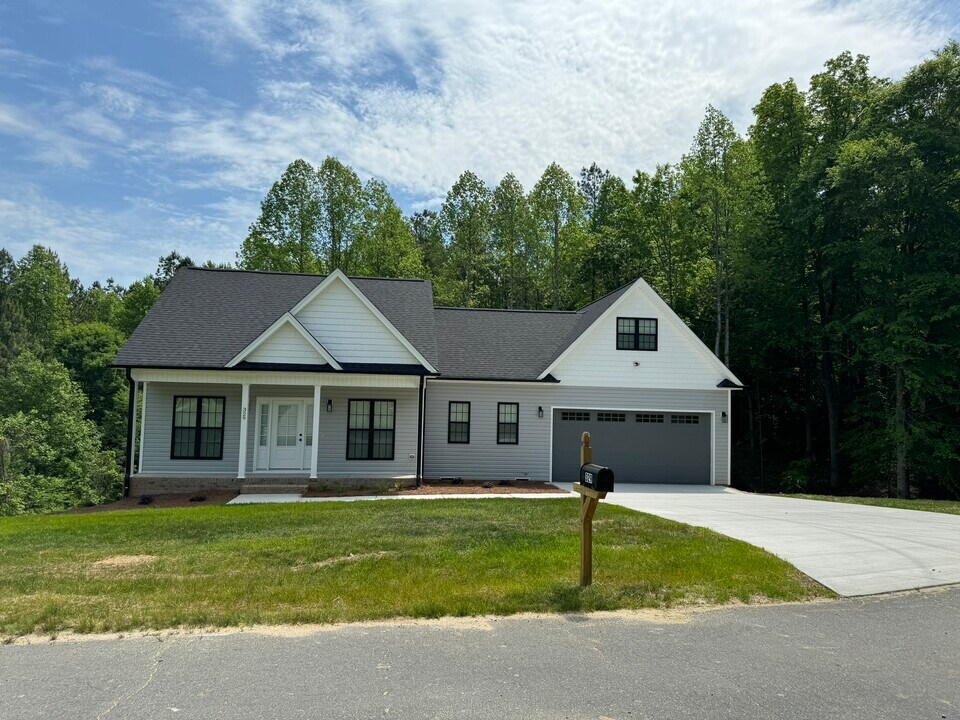 329 James Harper Trail in Lexington, NC - Building Photo