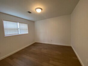 100 Bettie Ct in Jonesboro, AR - Foto de edificio - Building Photo