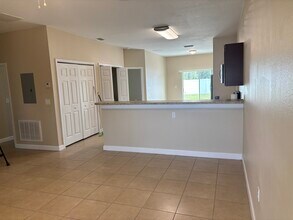 1123 Normandy Dr, Unit A in Kissimmee, FL - Building Photo - Building Photo