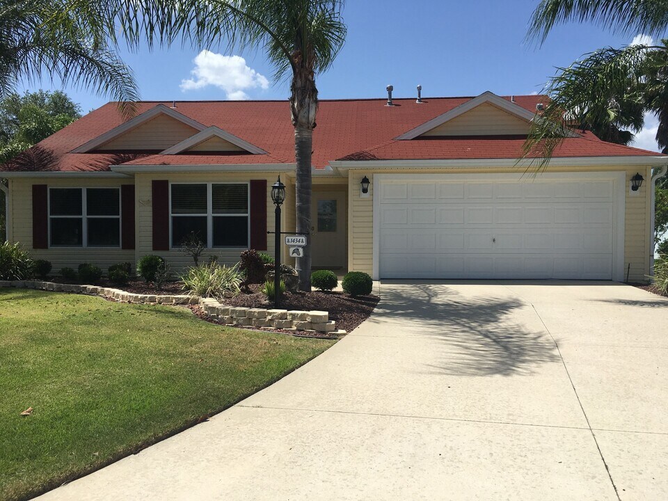 1434 Loris Loop in the Villages, FL - Building Photo
