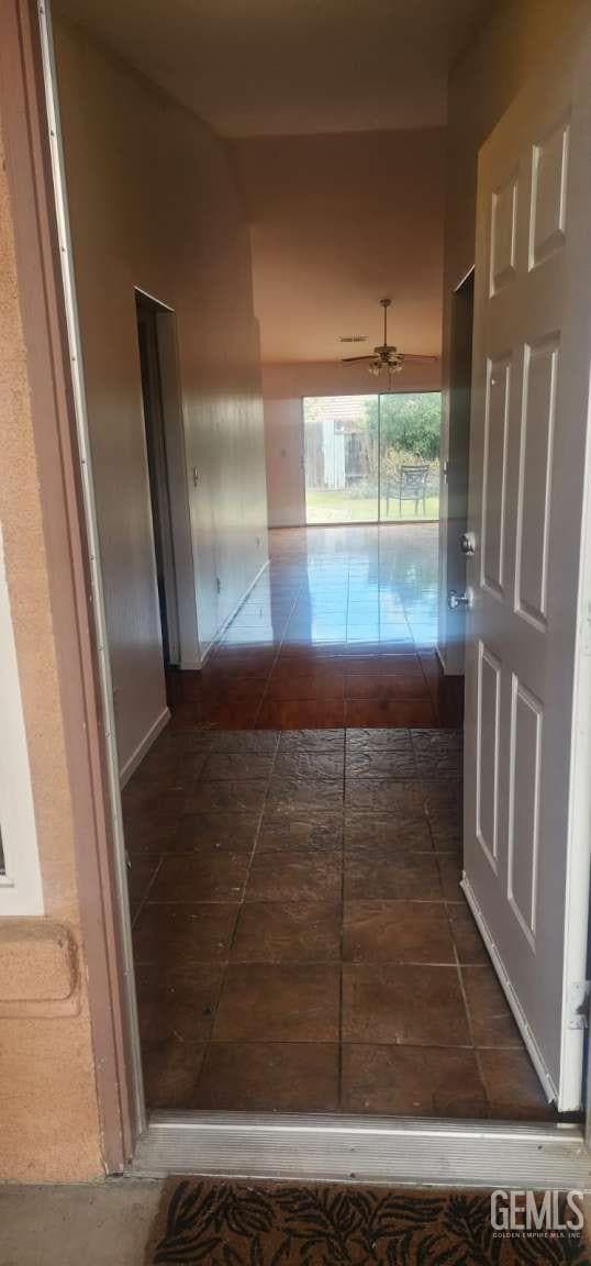 2819 Flint Hills Dr in Bakersfield, CA - Building Photo - Building Photo