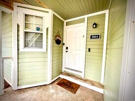 3003 Summer Hill Pl in Fairfield Bay, AR - Building Photo