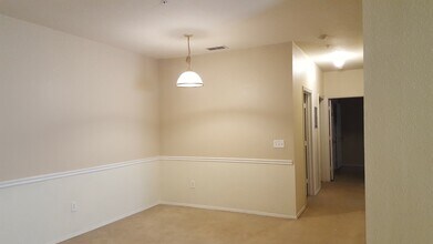 16253 Enclave Village Dr, Unit 16253 Enclave Village in Tampa, FL - Building Photo - Building Photo