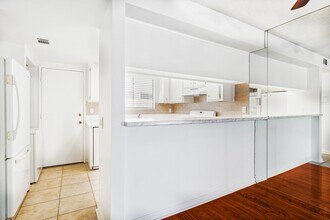34414 Laura Way in Rancho Mirage, CA - Building Photo - Building Photo