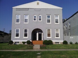 2009 Bryan Ave, Unit 2009 Apt A, upstairs in Granite City, IL - Building Photo