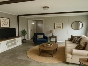 1232 Maplewood Dr in Lockport, NY - Building Photo - Building Photo