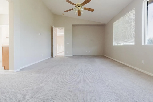 4255 E Morada Ln in Stockton, CA - Building Photo - Building Photo