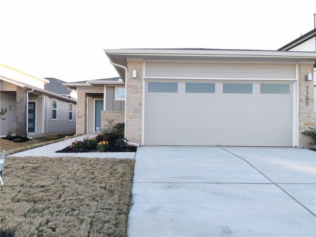 7711 Jackson Graham Dr in Austin, TX - Building Photo - Building Photo