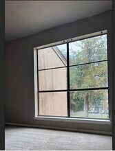 8110 Skillman St in Dallas, TX - Building Photo - Building Photo