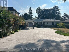 110 Robin St St in Markham, ON - Building Photo