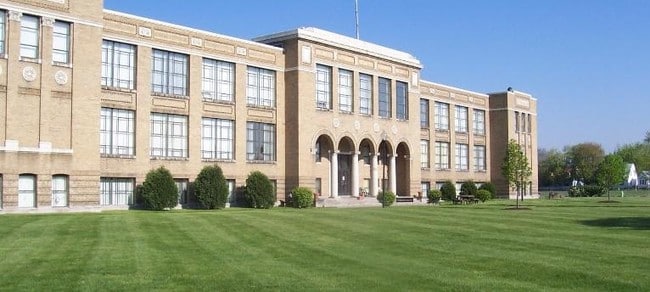 Fairborn Senior Apartments in Fairborn, OH - Foto de edificio - Building Photo