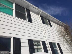 213 Laurel Ave in Glassboro, NJ - Building Photo - Building Photo