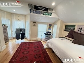 5 Griggs Pl in Boston, MA - Foto de edificio - Building Photo