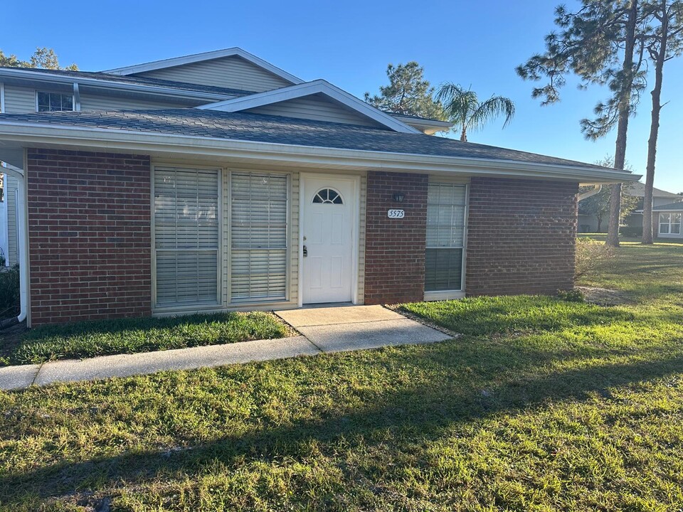 5575 Slash Pine Ct in Orlando, FL - Building Photo