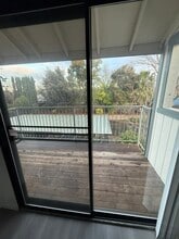 2350 Alta Garden Ln, Unit B in Sacramento, CA - Building Photo - Building Photo