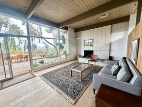 16703 Alginet Pl in Encino, CA - Building Photo - Building Photo