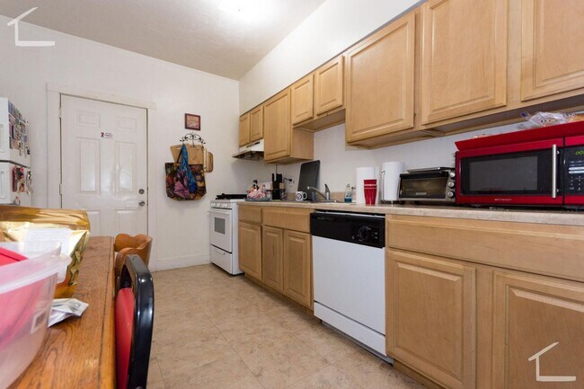 11 Ashford St in Boston, MA - Building Photo - Building Photo