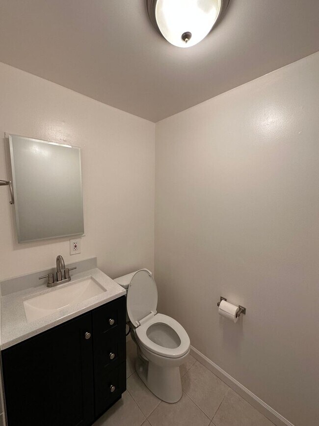 855 52nd St in Oakland, CA - Building Photo - Building Photo