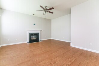 5212 Chasteal Trail in Raleigh, NC - Building Photo - Building Photo