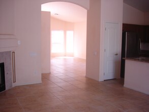 5360 N Placita Los Arbustos in Tucson, AZ - Building Photo - Building Photo