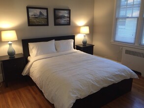 2126 Chesterfield Ave in Charlotte, NC - Foto de edificio - Building Photo