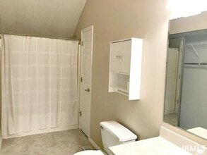 3924 Seasons Pointe in Evansville, IN - Building Photo - Building Photo