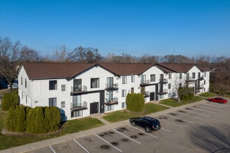 Park On Canal Apartments - Clinton Twp, MI in Clinton Township, MI - Building Photo - Building Photo