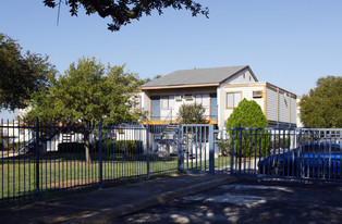 Park at Presa Apartamentos