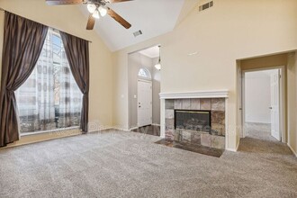 6223 Bentwood Trail in Dallas, TX - Foto de edificio - Building Photo