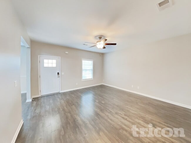 920 Beverly Ct in Spring Hill, TN - Foto de edificio - Building Photo