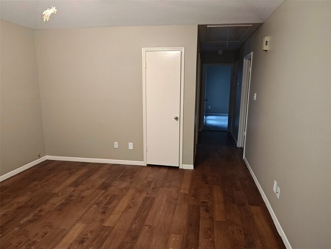 property at 11514 Meadow Ln