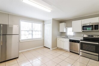 6806 Lyman Ave in Tampa, FL - Building Photo - Building Photo